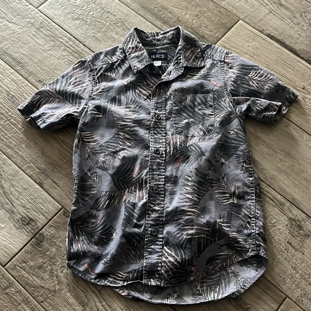 EUC The Children’s Place button down, sz 7/8